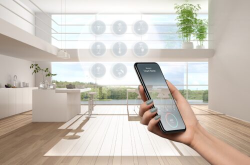 Moderne Küche mit Smart-Home-Steuerung | SMA Hybrid Wechselrichter